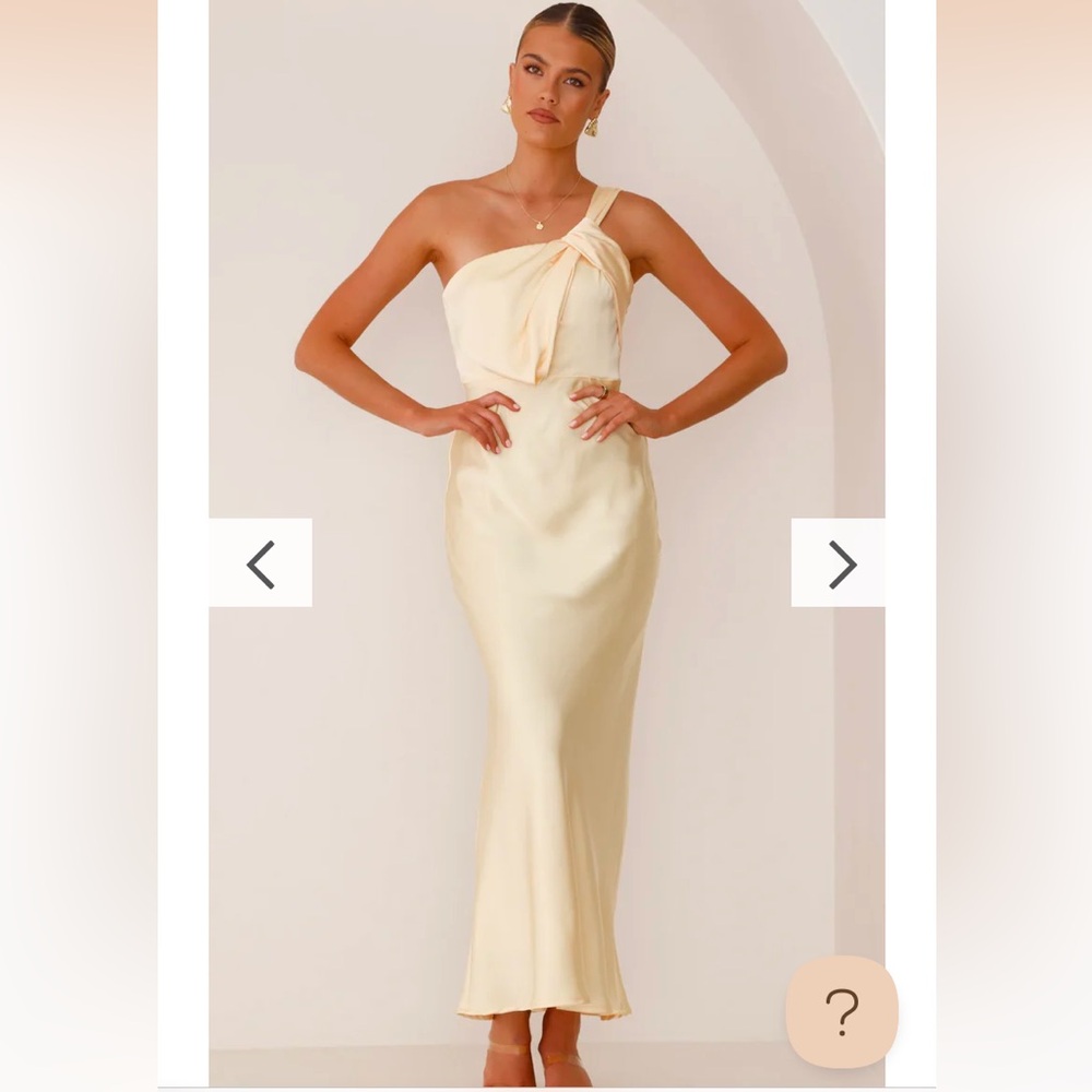 Billy J Greta Maxi Bridesmaid Dress Yellow
Size 6 US (AUS 10)